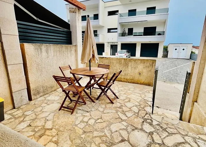 Volme House * Banjole